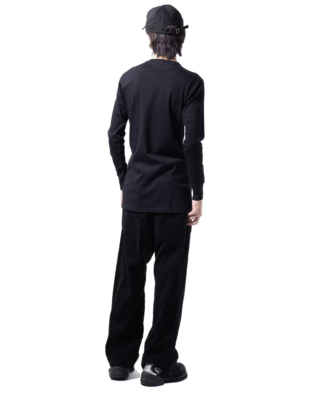 KOZABURO_HENRY NECK SLEEVE UNDER TEE (Black)