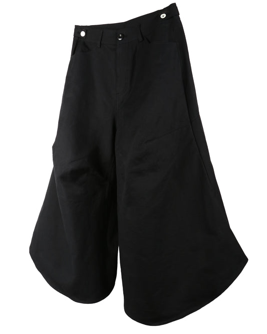 aenrmous_OVER KNEE SHORTS (Black)