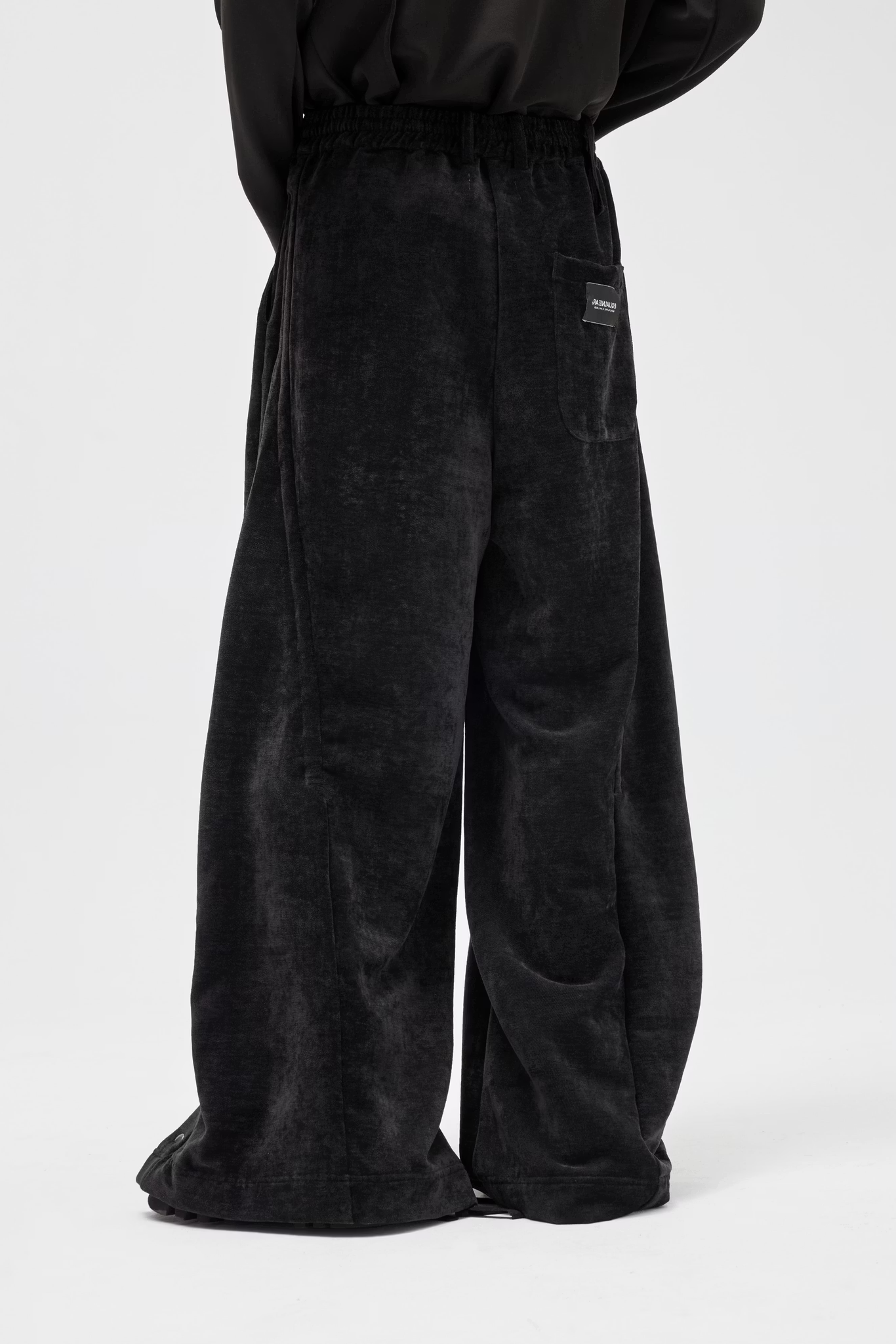 EQUALNEAR_Blanket Sweatpants (Black)