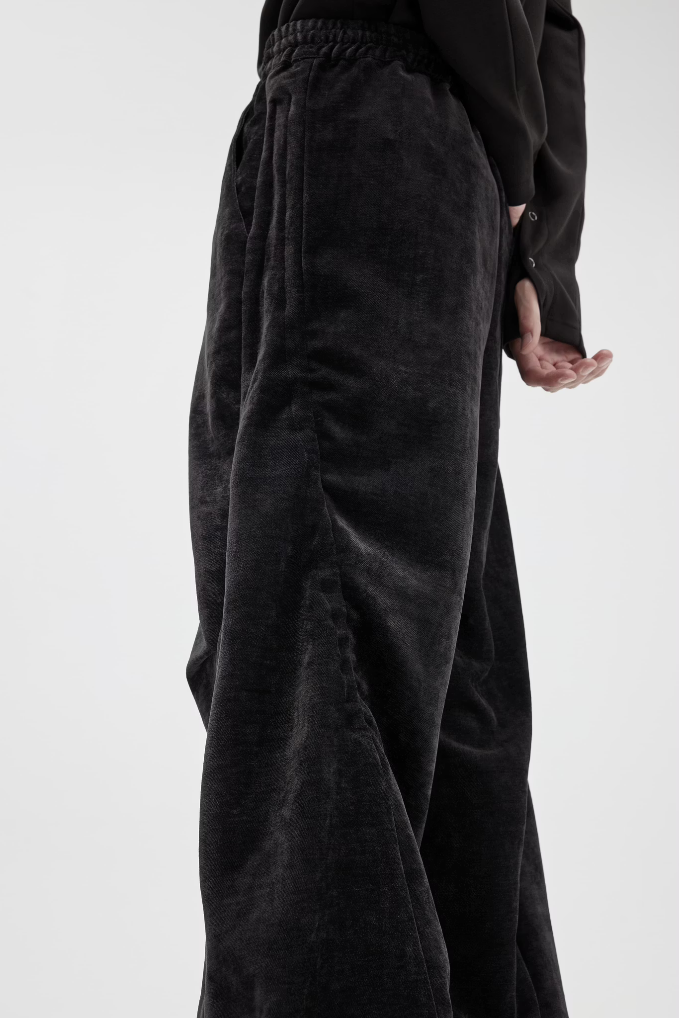 EQUALNEAR_Blanket Sweatpants (Black)