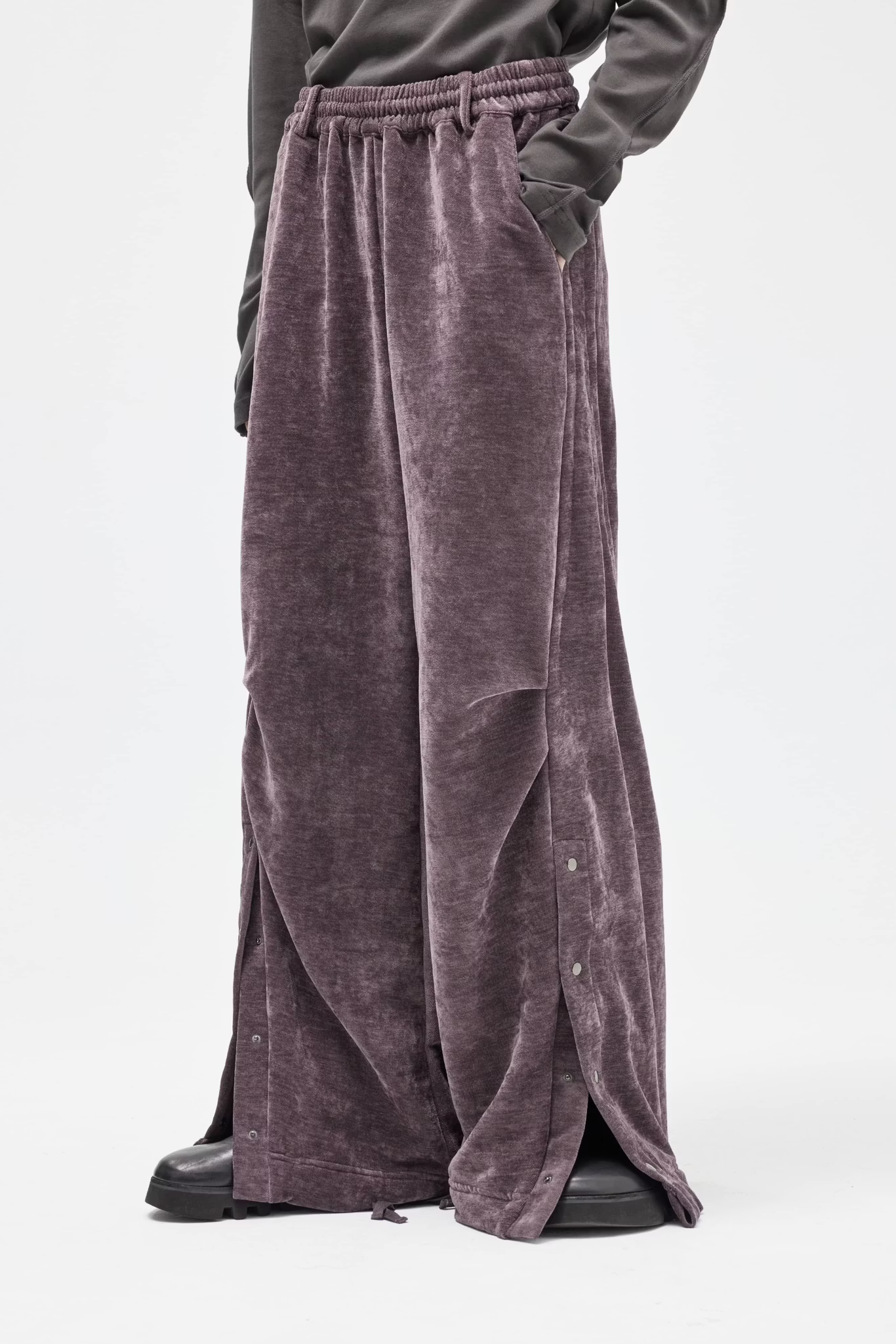 EQUALNEAR_Blanket Sweatpants (Brown)