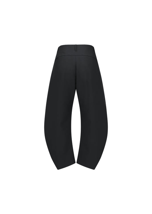 AMOMENTO_MEN'S CURVED SILHOUETTE PANTS (Black)