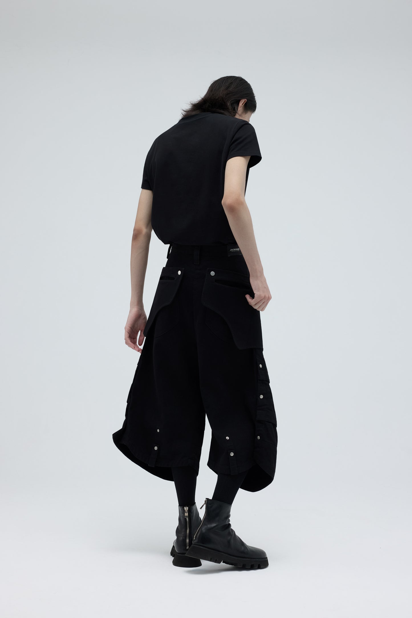 EQUALNEAR_Armor Jorts (Black)