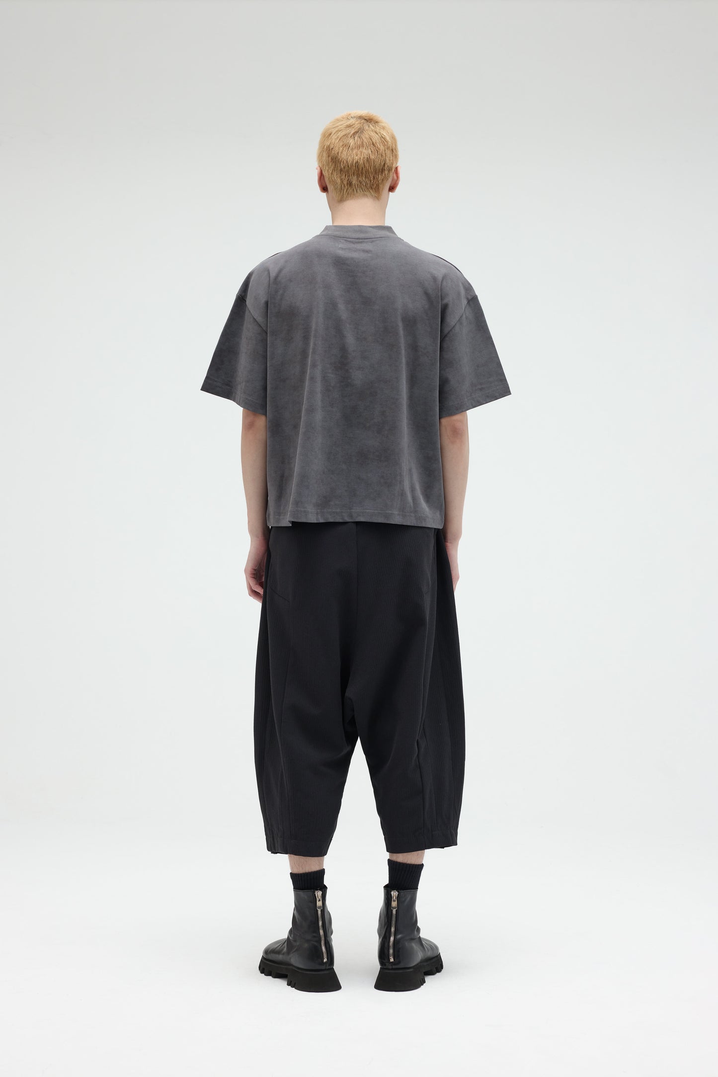EQUALNEAR_Solo Tee-Boxy Fit (Gray)