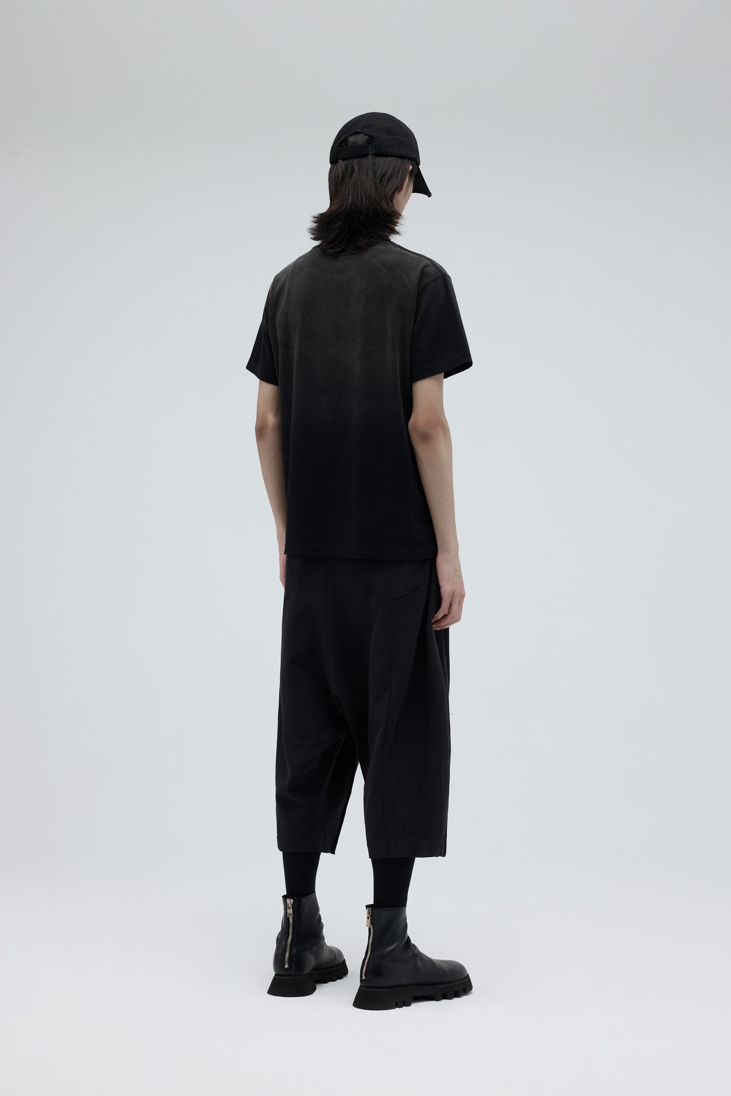 EQUALNEAR_Saber Tee-Classic Fit (Black)