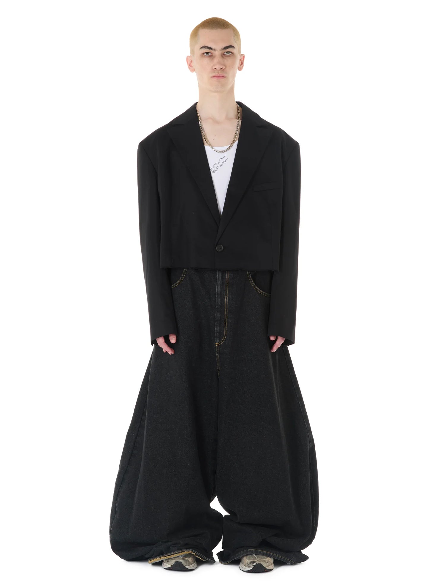 LU'U DAN_SLASHED BLAZER (Black)