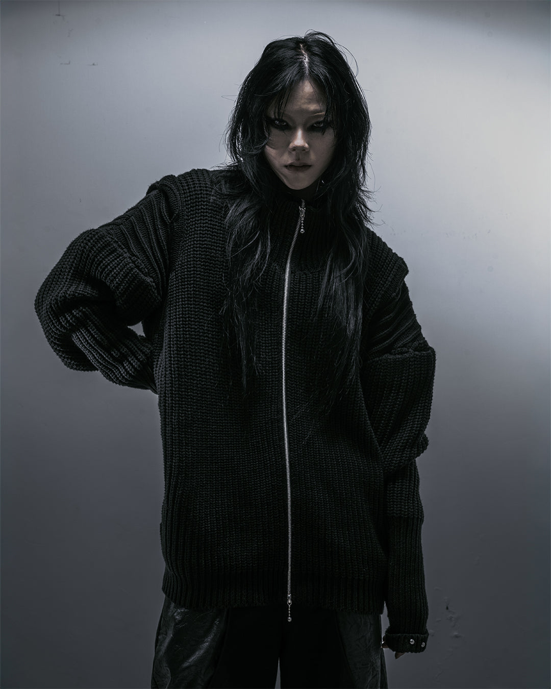 INCODER_Soft Armor Knit Jacket (Black)