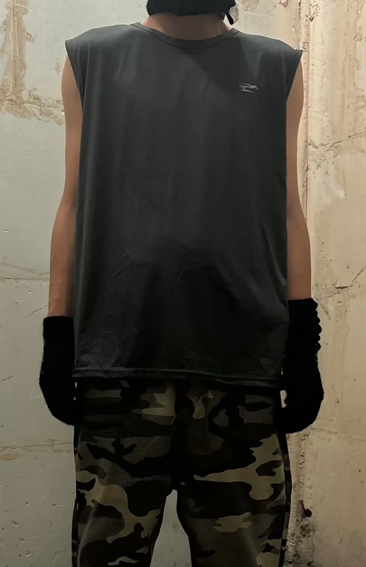 Ò line_Ò Tank Top (Grey)