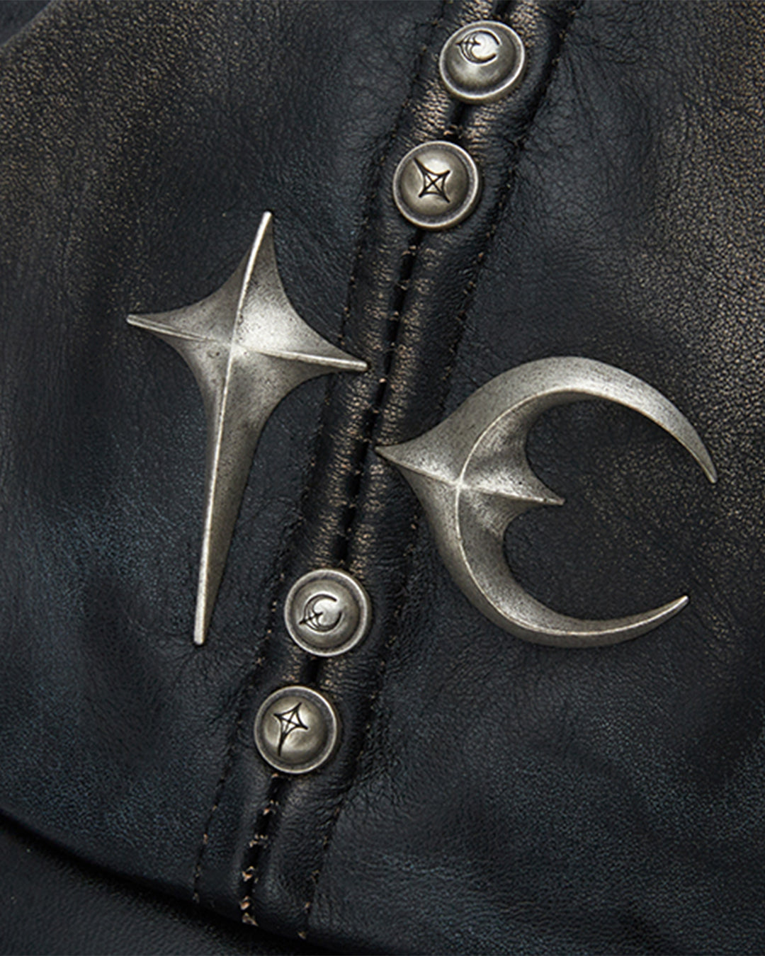 Thug Club_Studded Washed Leather Cap (Black)