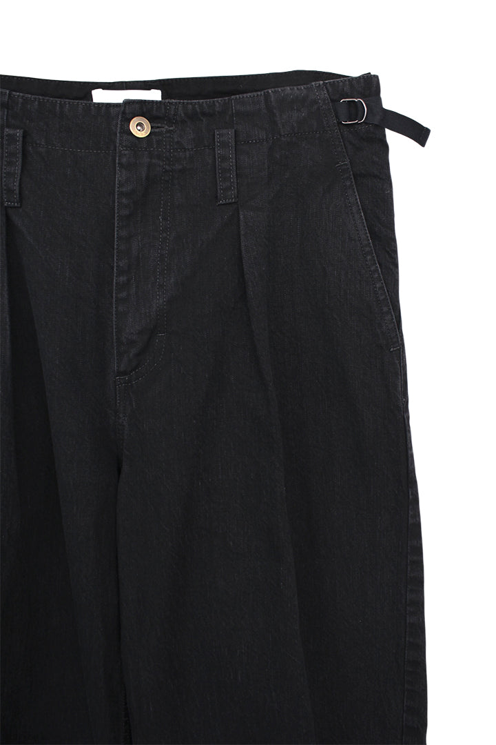 KOZABURO_WIDE LEG TROUSERS (Black)