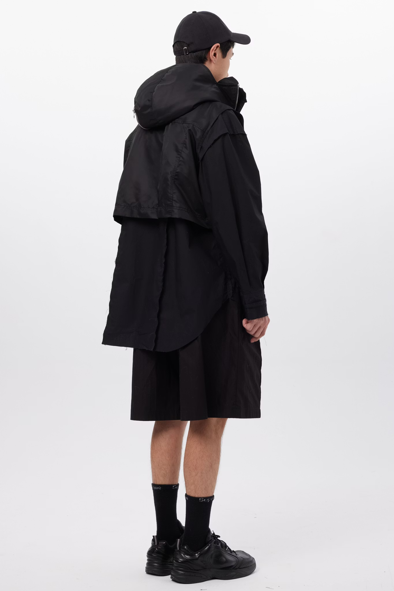W Song_SHORT SLEEVELESS DOUBLE- HOOD JACKET (Black)
