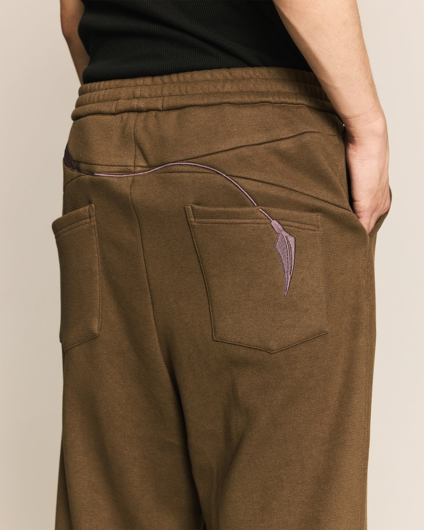 Shalou_Feather Arrow Knit Pants (Khaki)