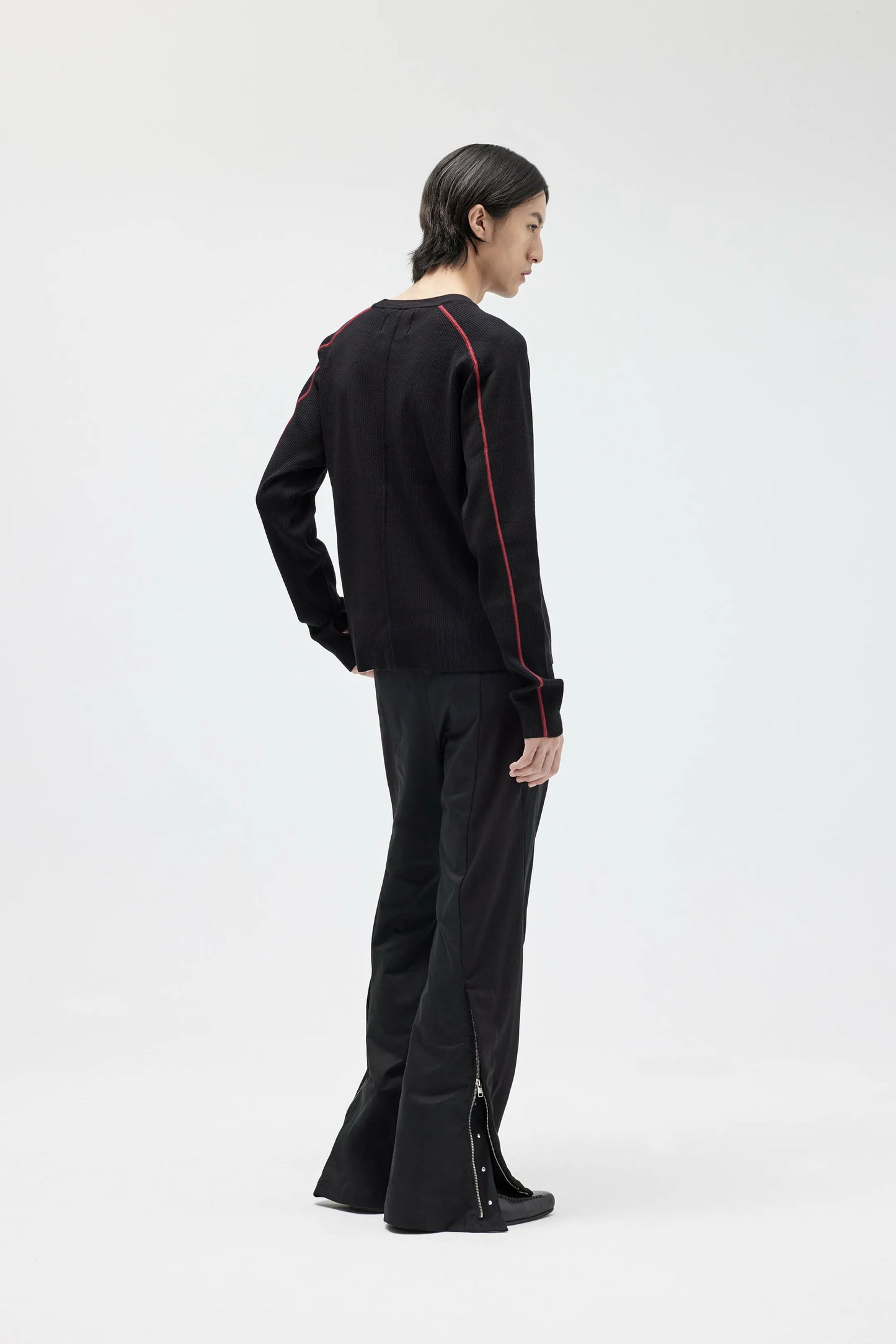 EQUALNEAR_Trails Knit Sweater (Black)