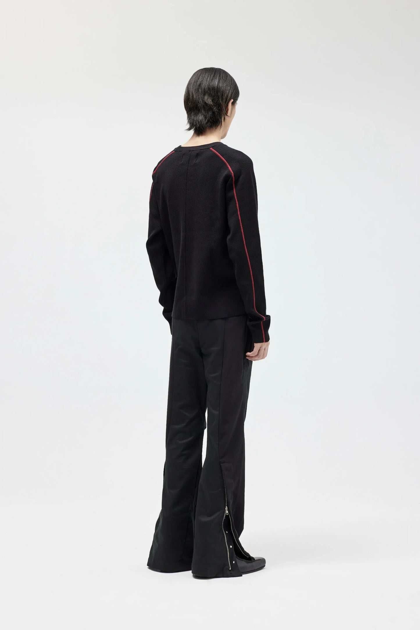 EQUALNEAR_Trails Knit Sweater (Black)