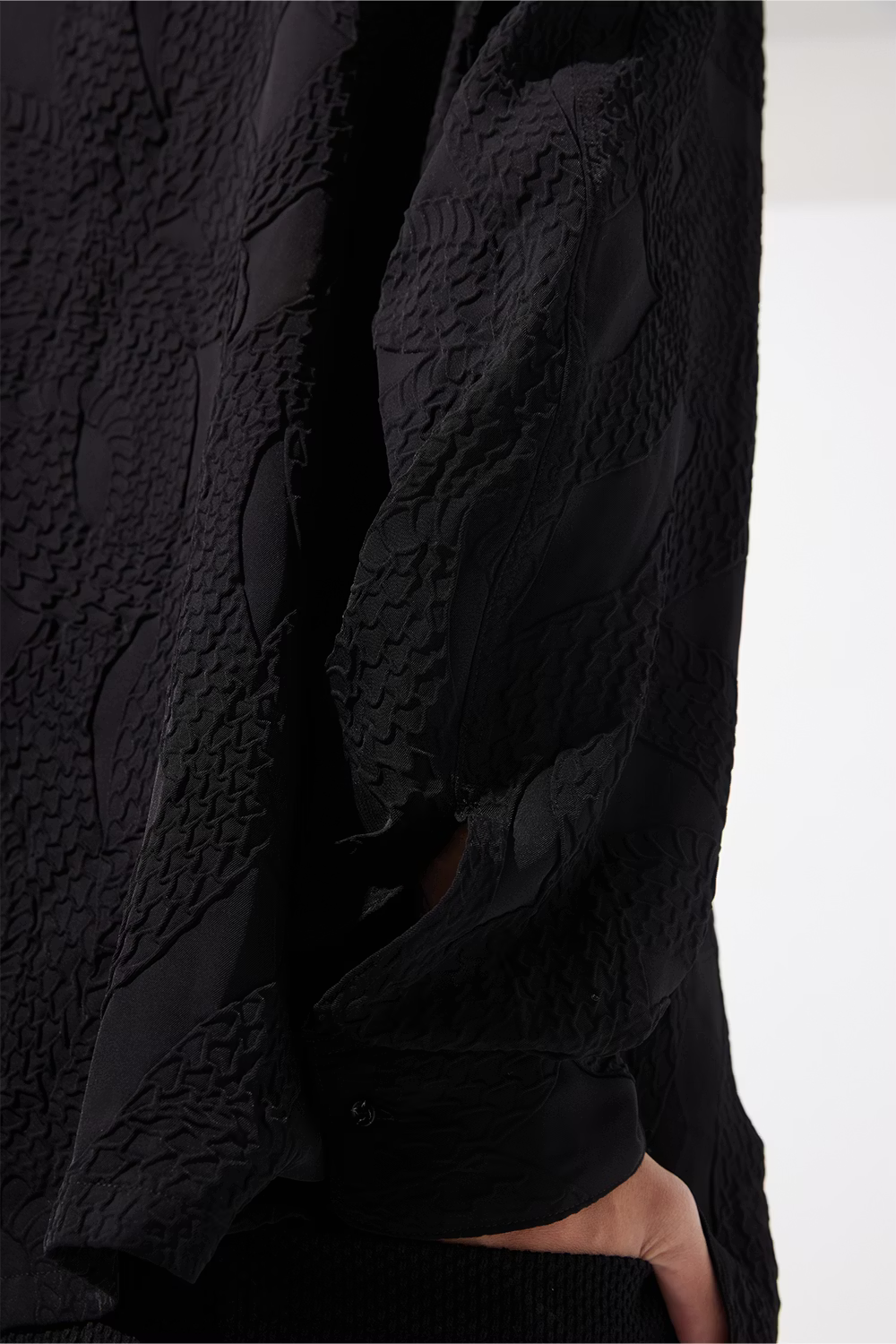 KOZABURO_EMBOSSING CAMP COLLAR LS SHIRTS (Black)