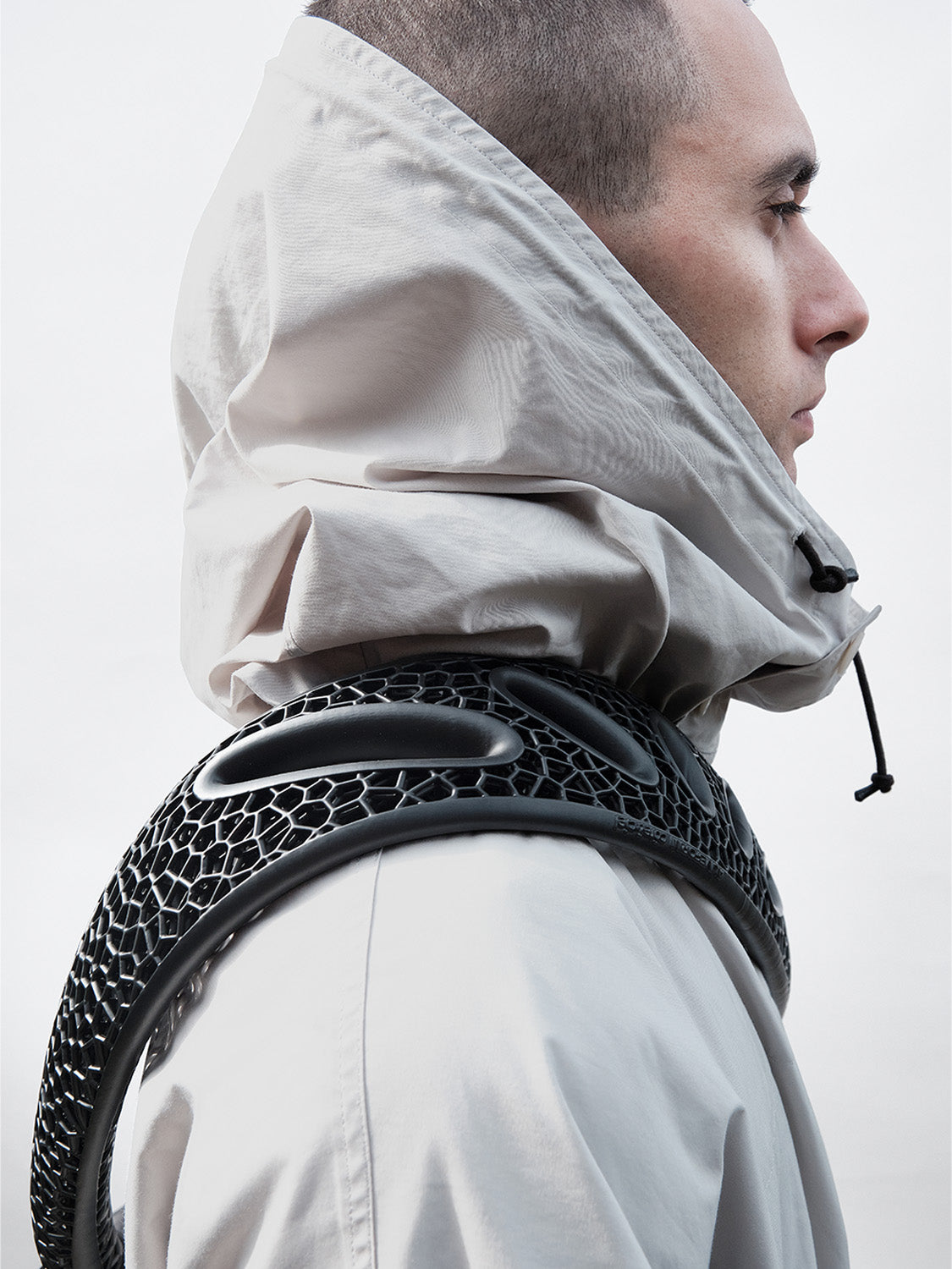 ALIVEFORM_ALIVEFORM x cote&ciel - NEBULA SLING BAG