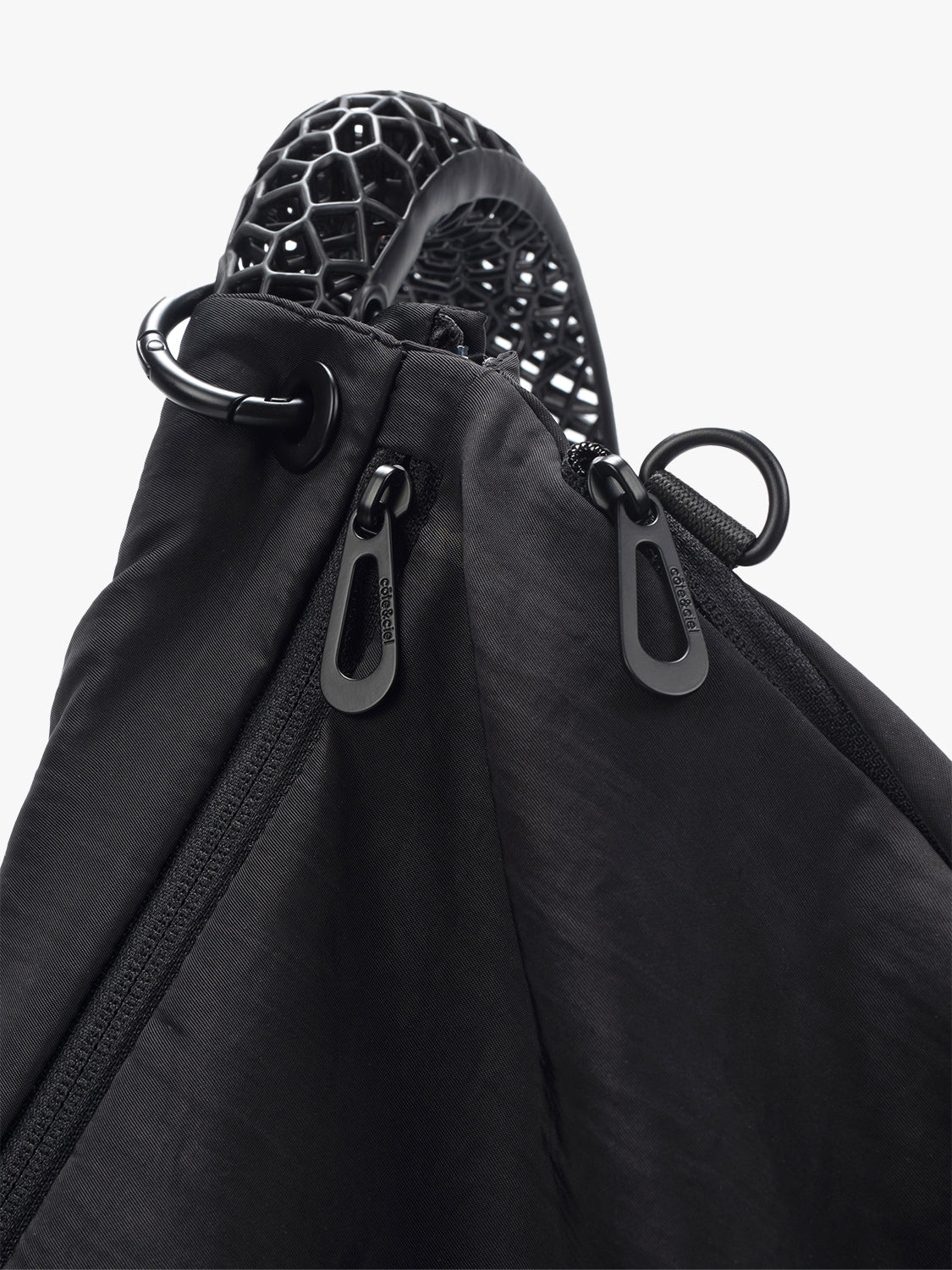 ALIVEFORM_ALIVEFORM x cote&ciel - NEBULA SLING BAG