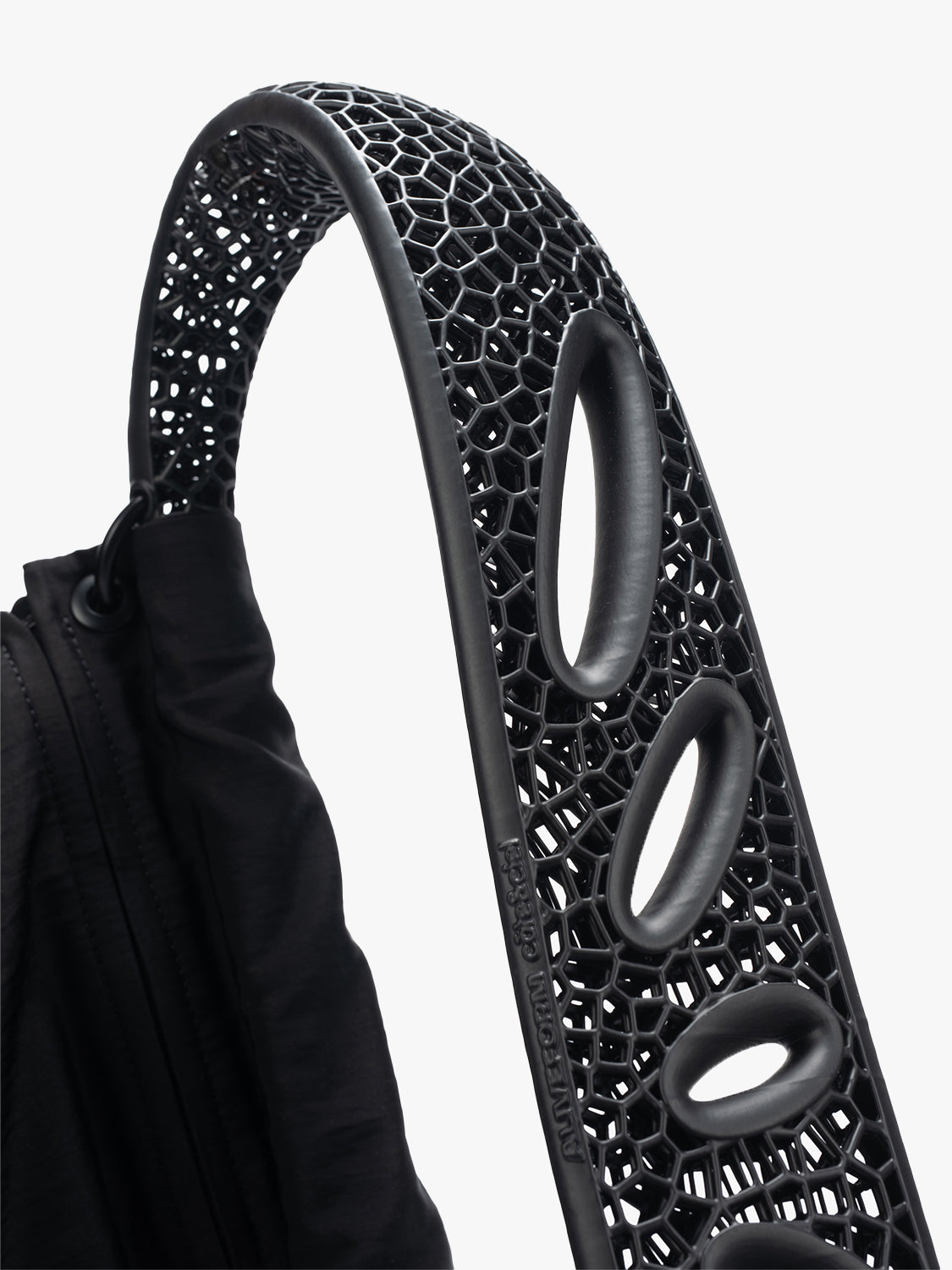 ALIVEFORM_ALIVEFORM x cote&ciel - NEBULA SLING BAG