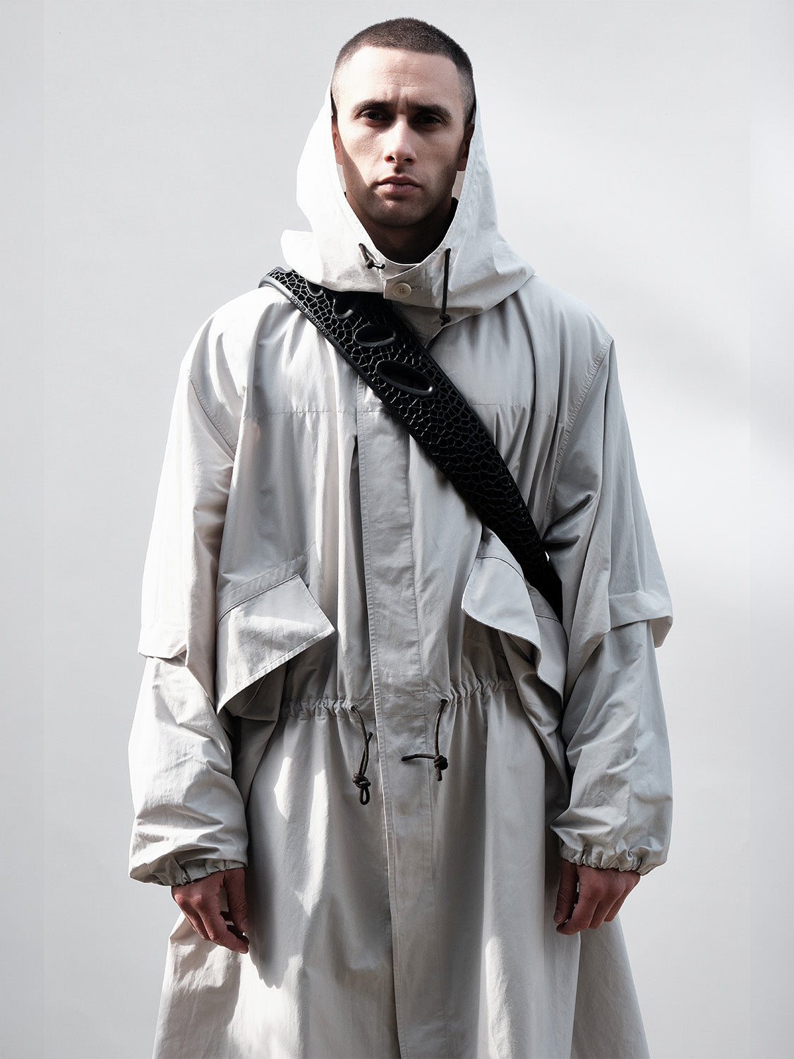 ALIVEFORM_ALIVEFORM x cote&ciel - NEBULA SLING BAG