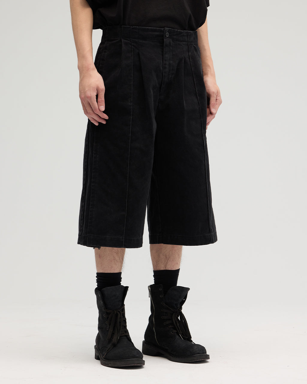 VACANT_Washed Slit Pants (Black)