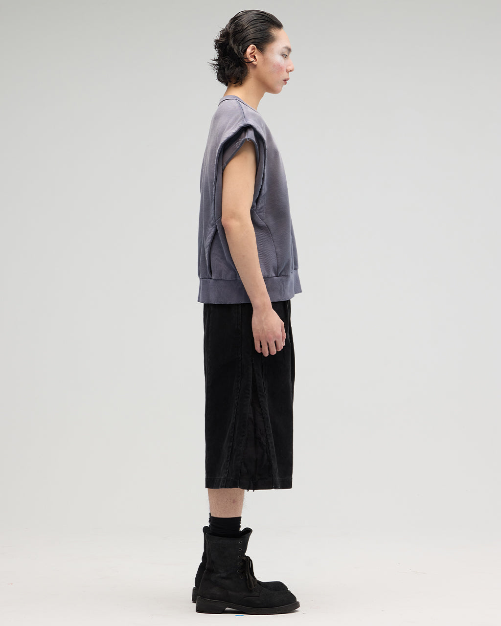 VACANT_Washed No-Sleeve Sweatshirt (Navy)
