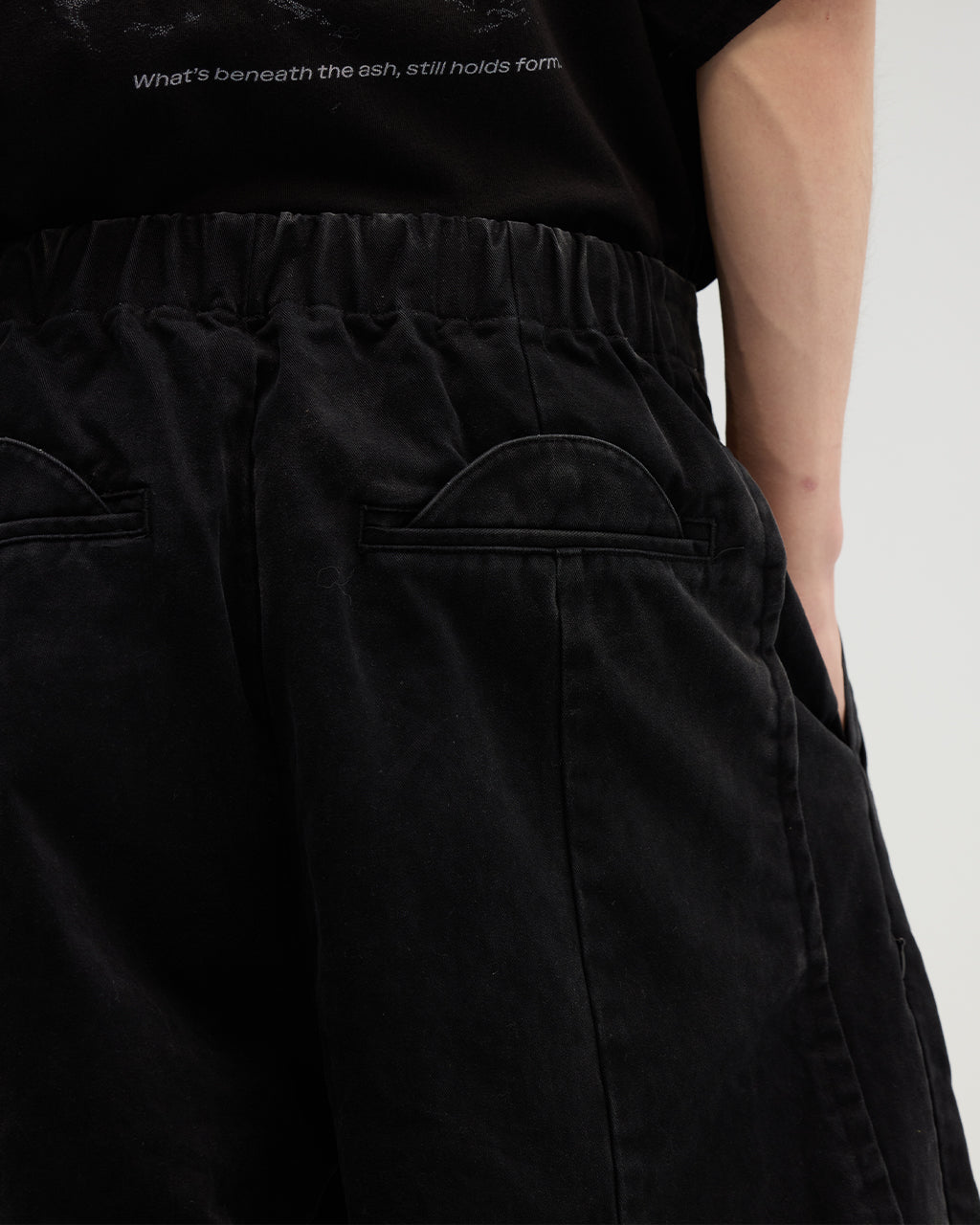 VACANT_Washed Slit Pants (Black)