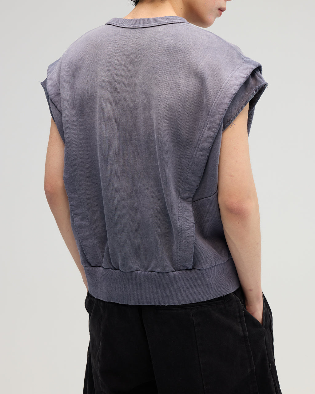 VACANT_Washed No-Sleeve Sweatshirt (Navy)