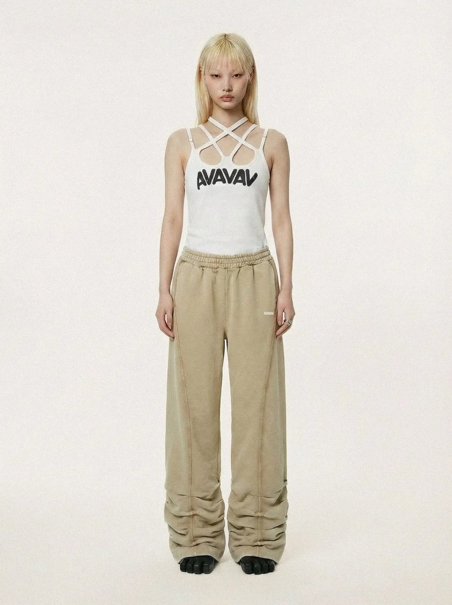AVAVAV_MULTI STRAP PRINTED TOP WITH LOGO (White)