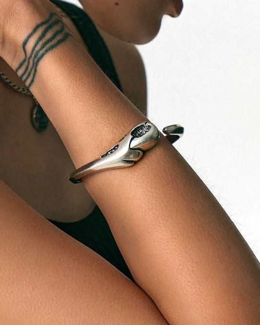 RECOVERY_CROW SKULL DISAPPEARING BRACELET (Ancient Silver)