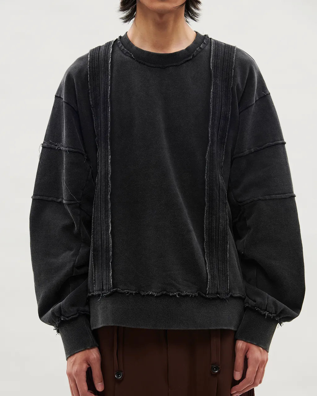 VACANT_Washed Sweater (Black)
