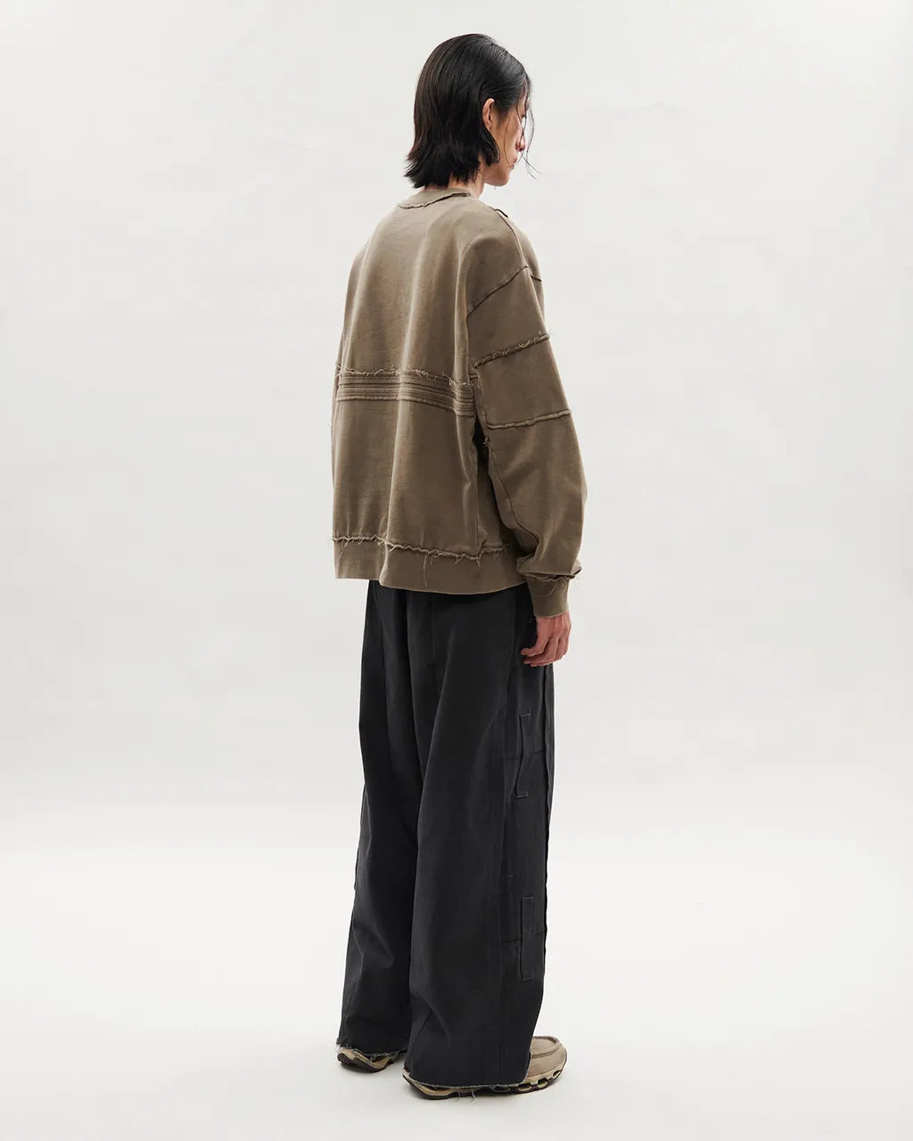 VACANT_Washed Sweater (Dust)