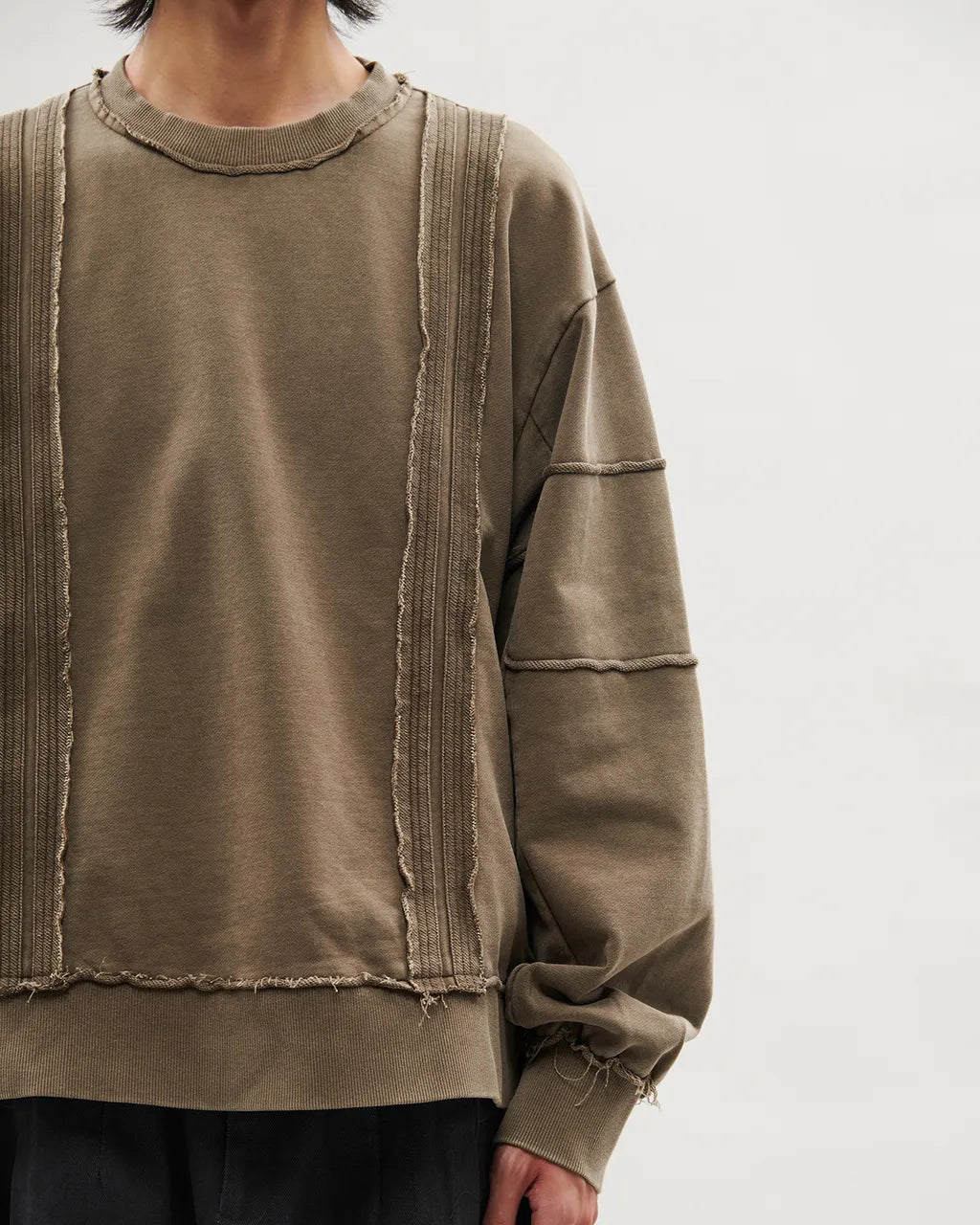 VACANT_Washed Sweater (Dust)