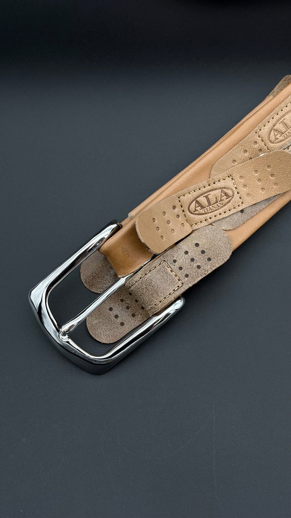 ALA TIANAN_Engraved Print Leather Band-Aid Belt