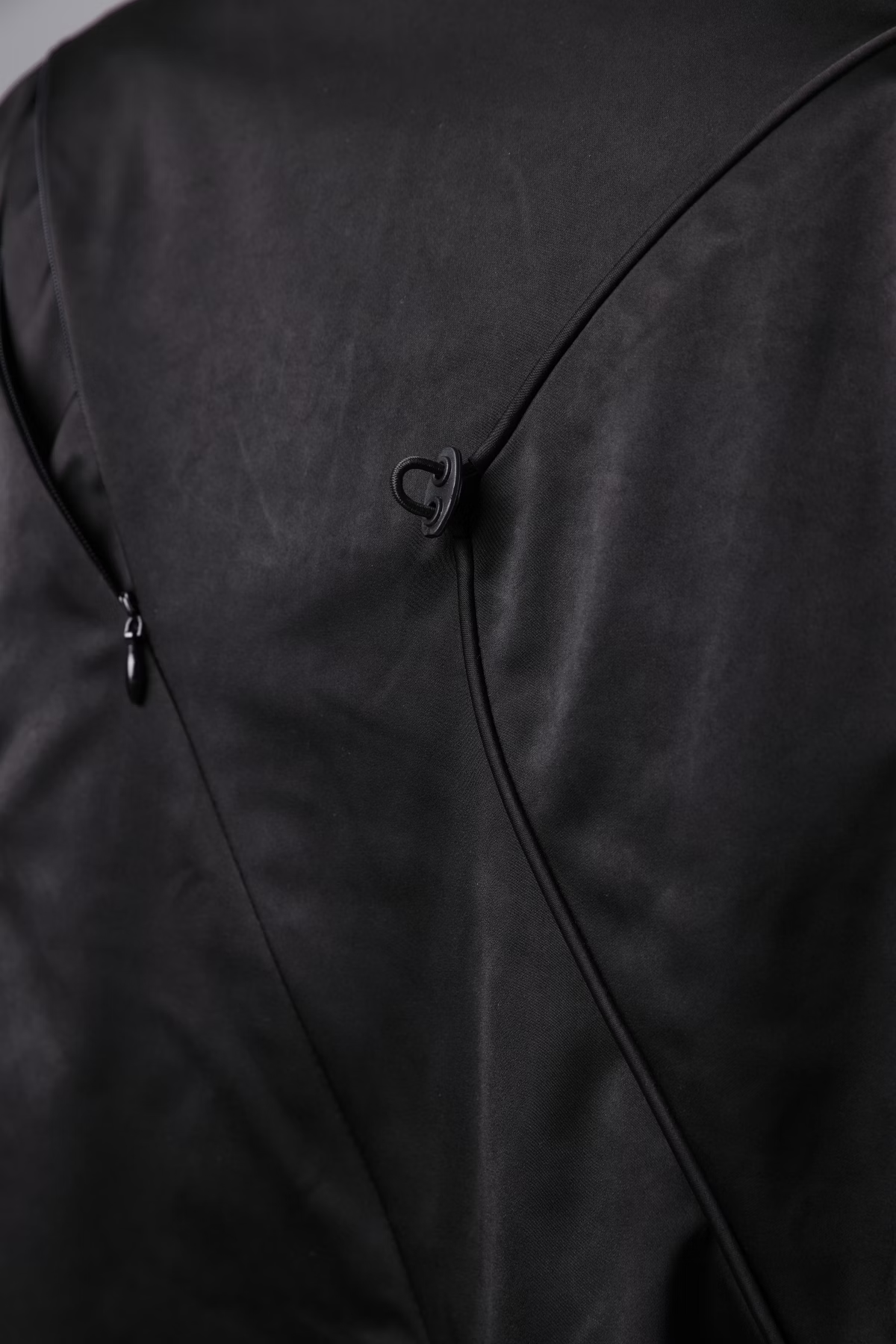 aenrmous_Chasm Mountain Jacket (Black)