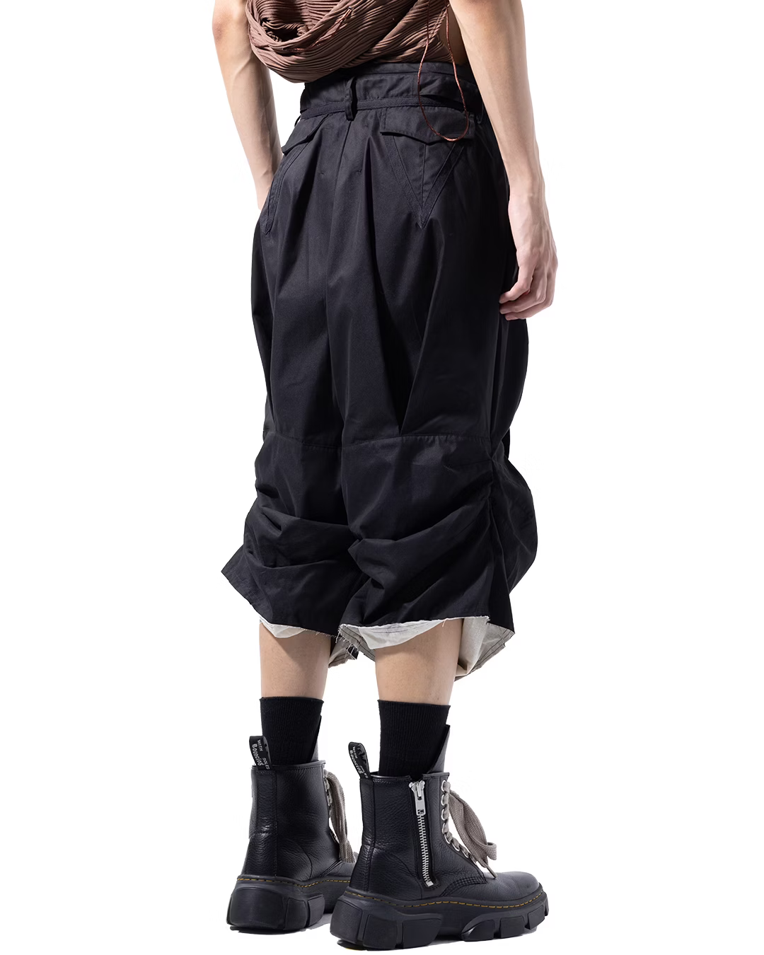 aenrmous_JUUICHI SHORTS (Black)