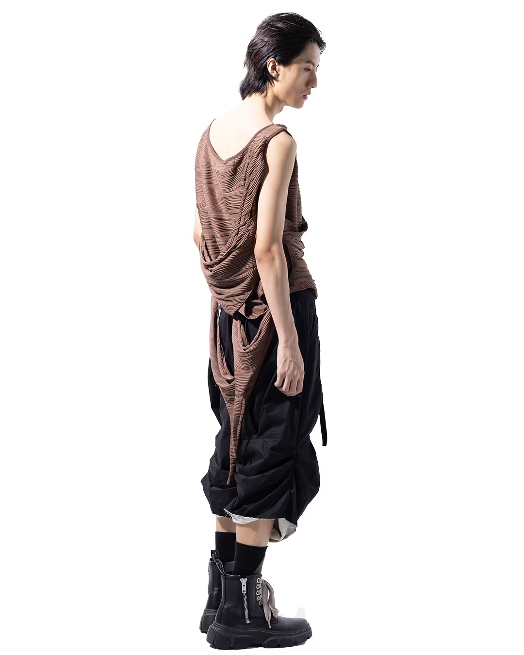 aenrmous_PAWLA RIPPED TOP (Brown)