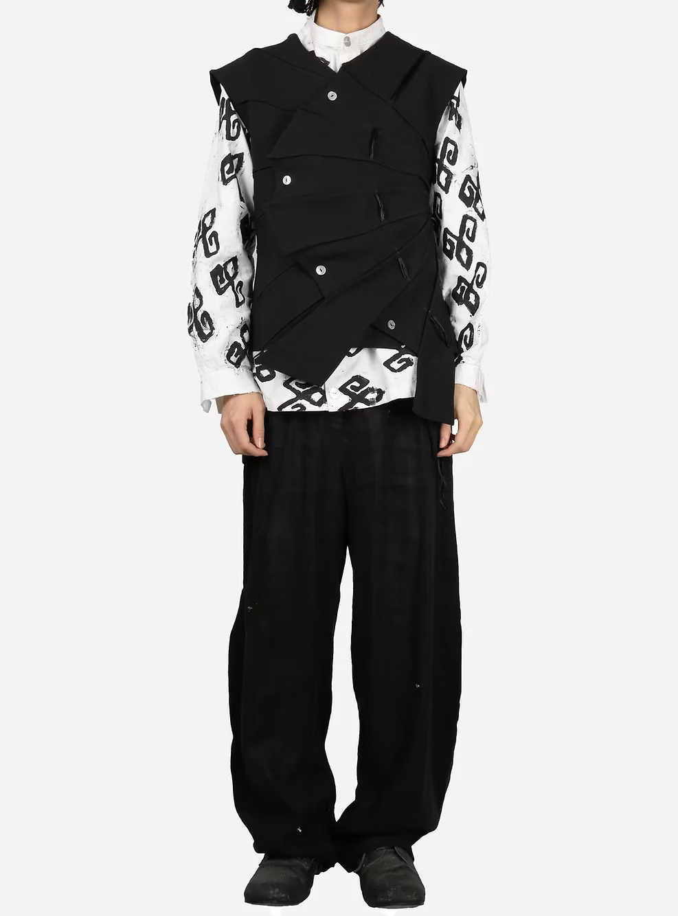 aenrmous_NISSIN VEST (Black)
