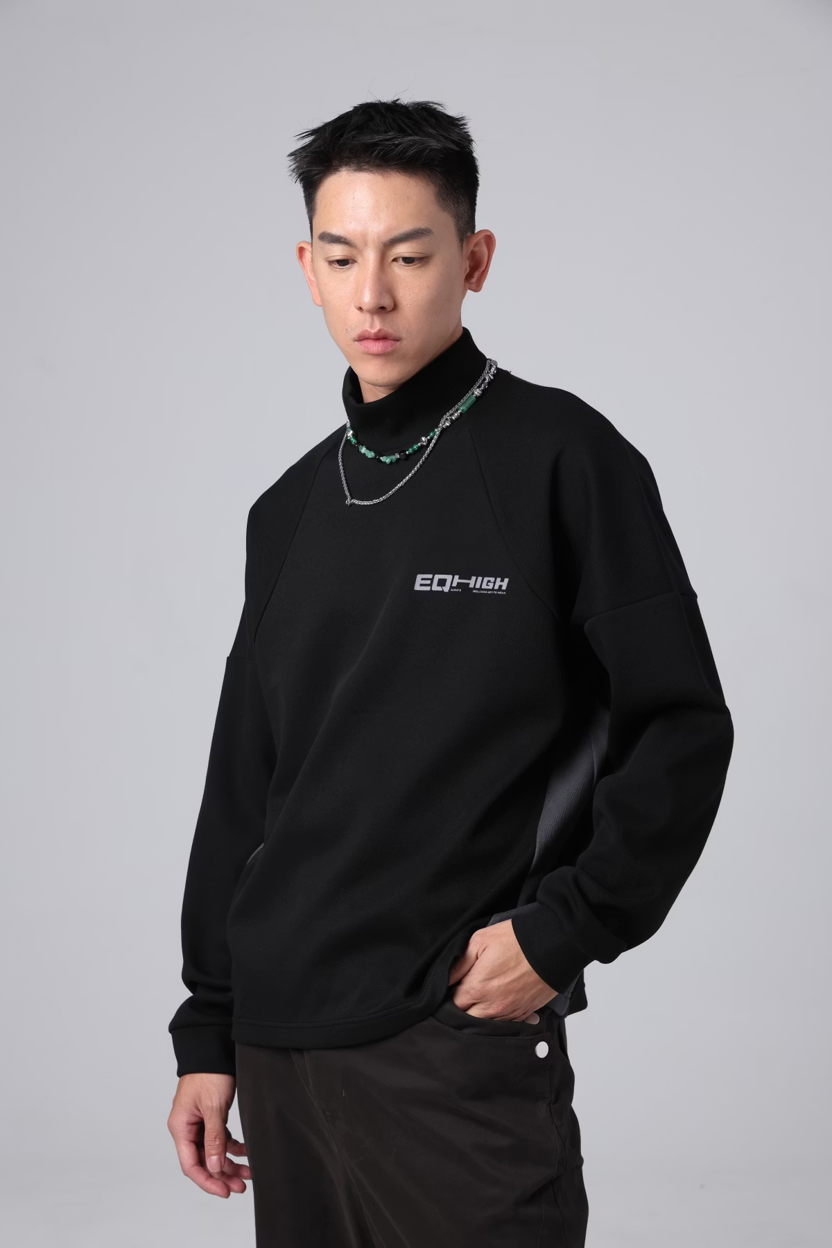 EQUALNEAR_HIGH T-Neck (Black)
