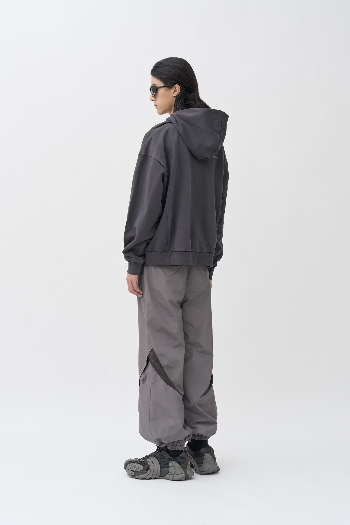 EQUALNEAR_Rift Logo Hoodie (Gray)