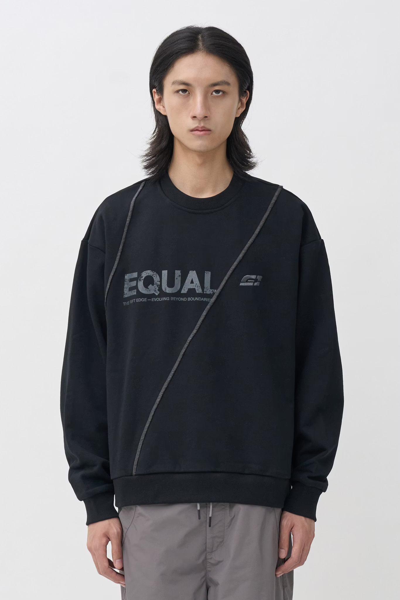 EQUALNEAR_Rift Logo Sweatshirt (Black)