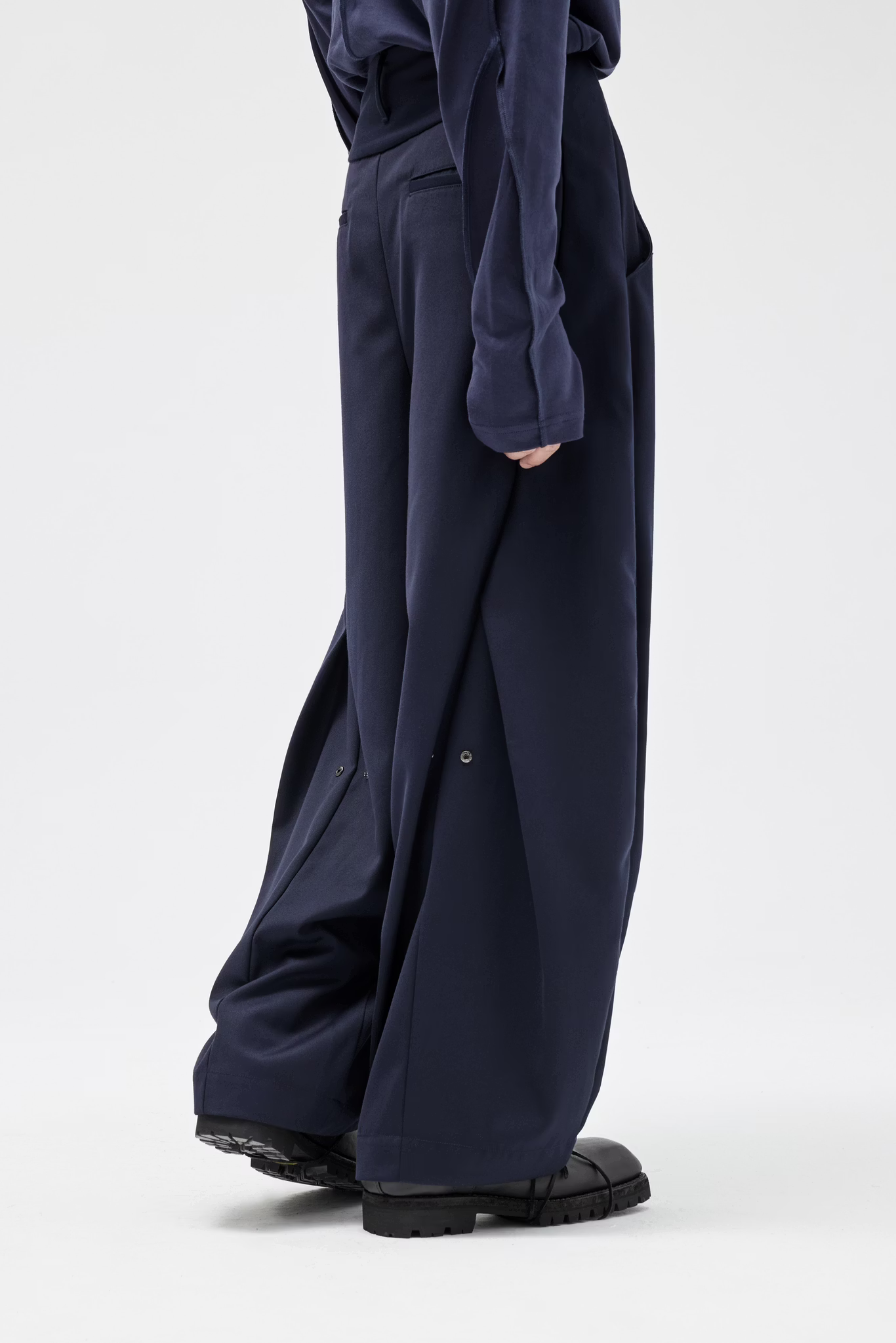 EQUALNEAR_Horizon Wide Pants (Blue)