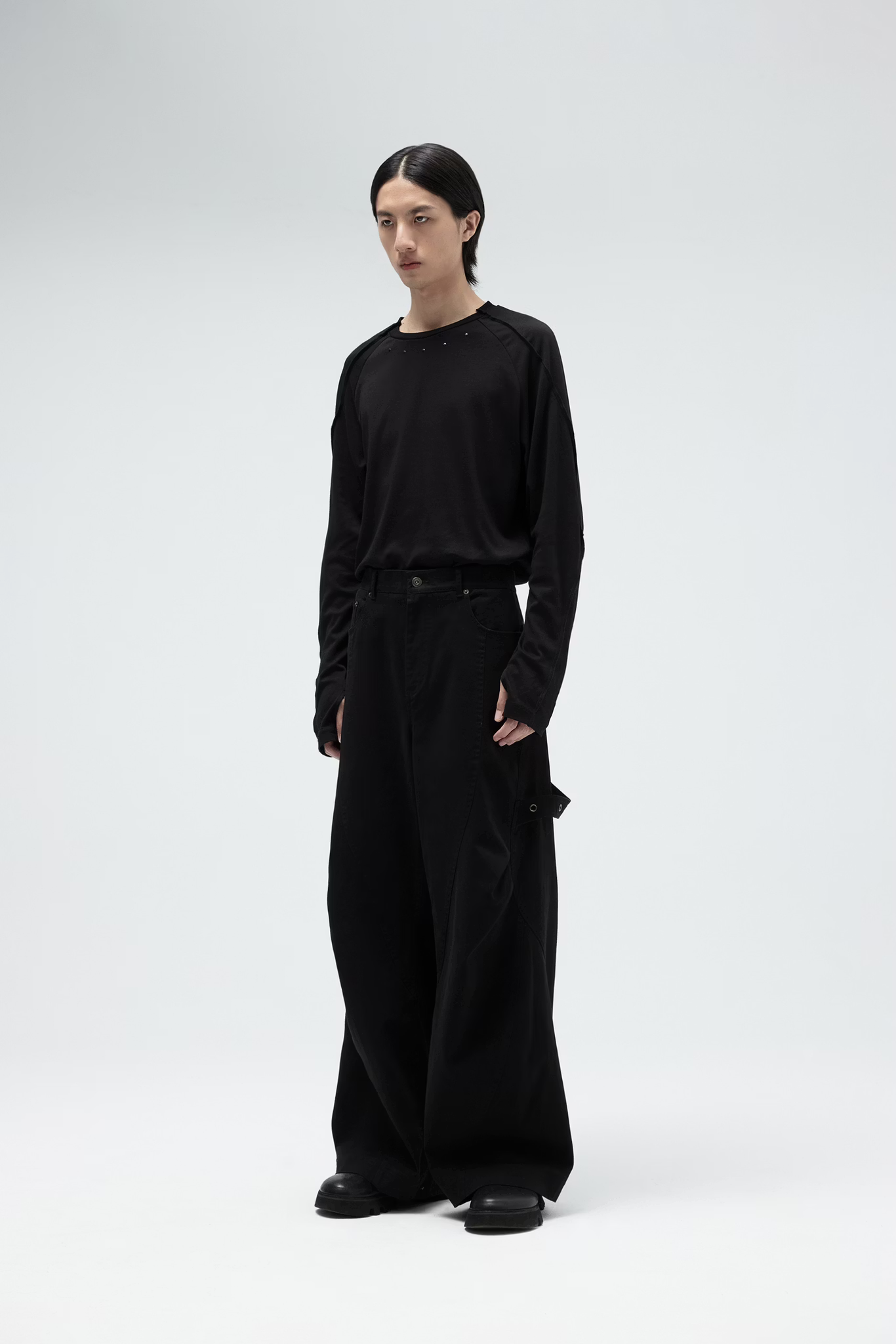EQUALNEAR_Flask Pants (Black)