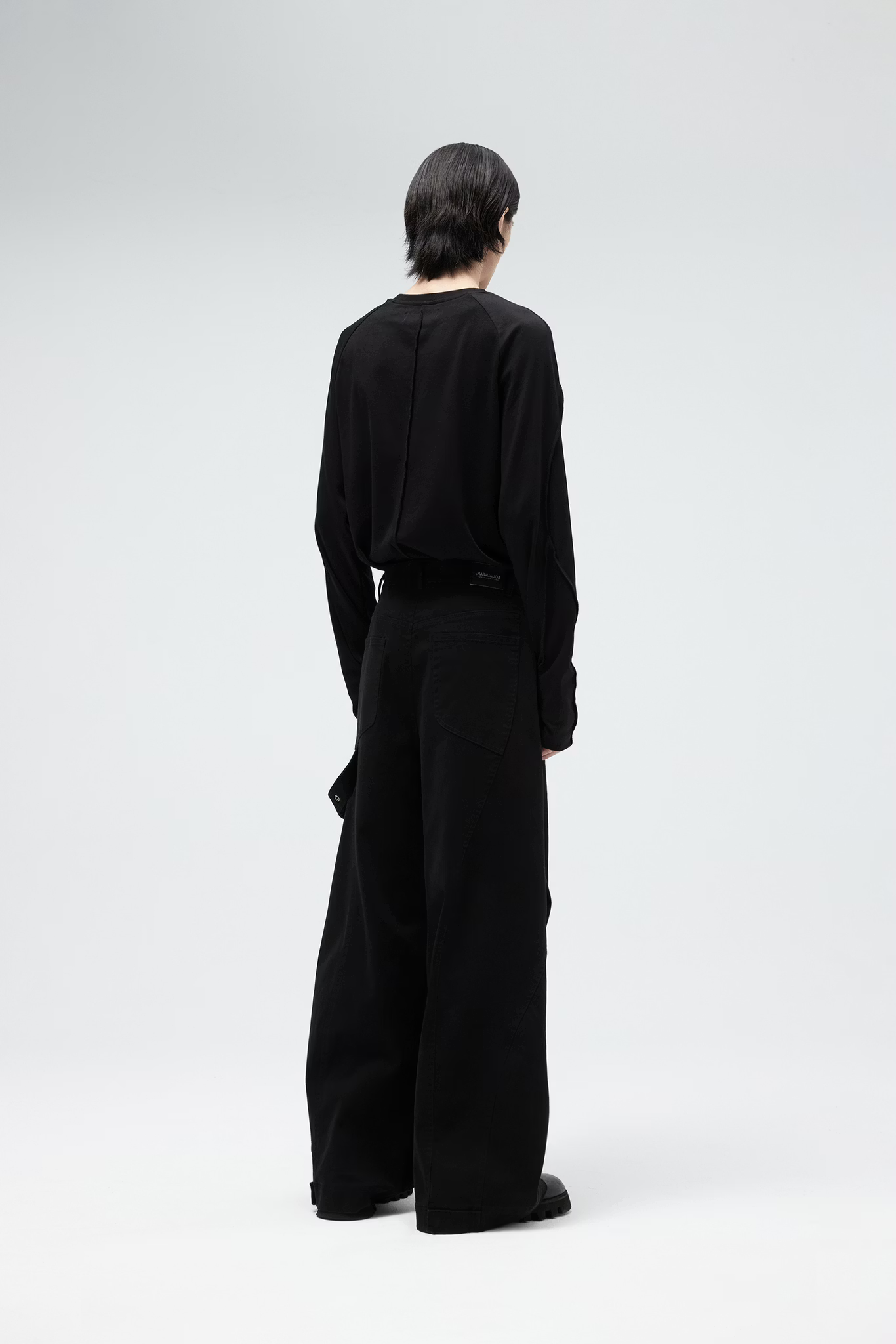 EQUALNEAR_Flask Pants (Black)
