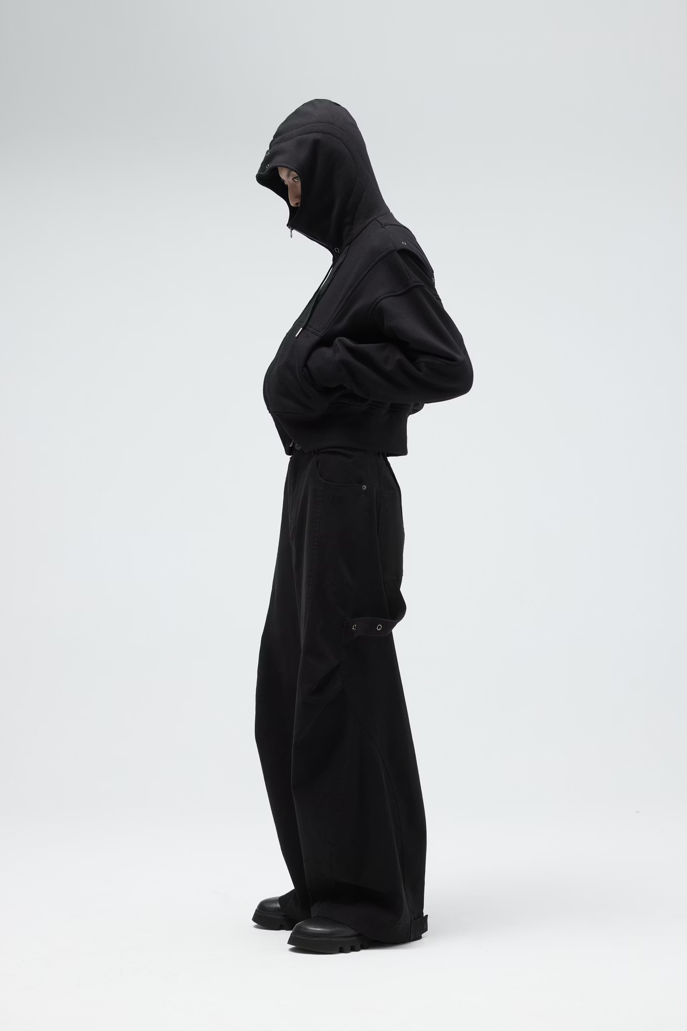 EQUALNEAR_Flask Pants (Black)