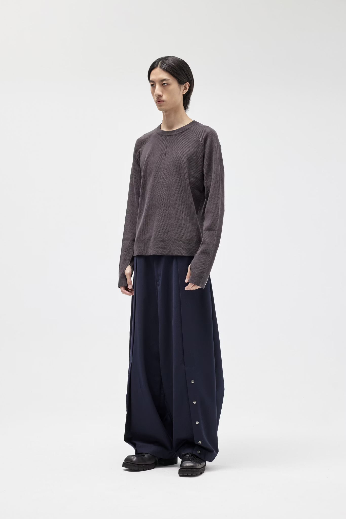 EQUALNEAR_Trails Knit Sweater (Gray)