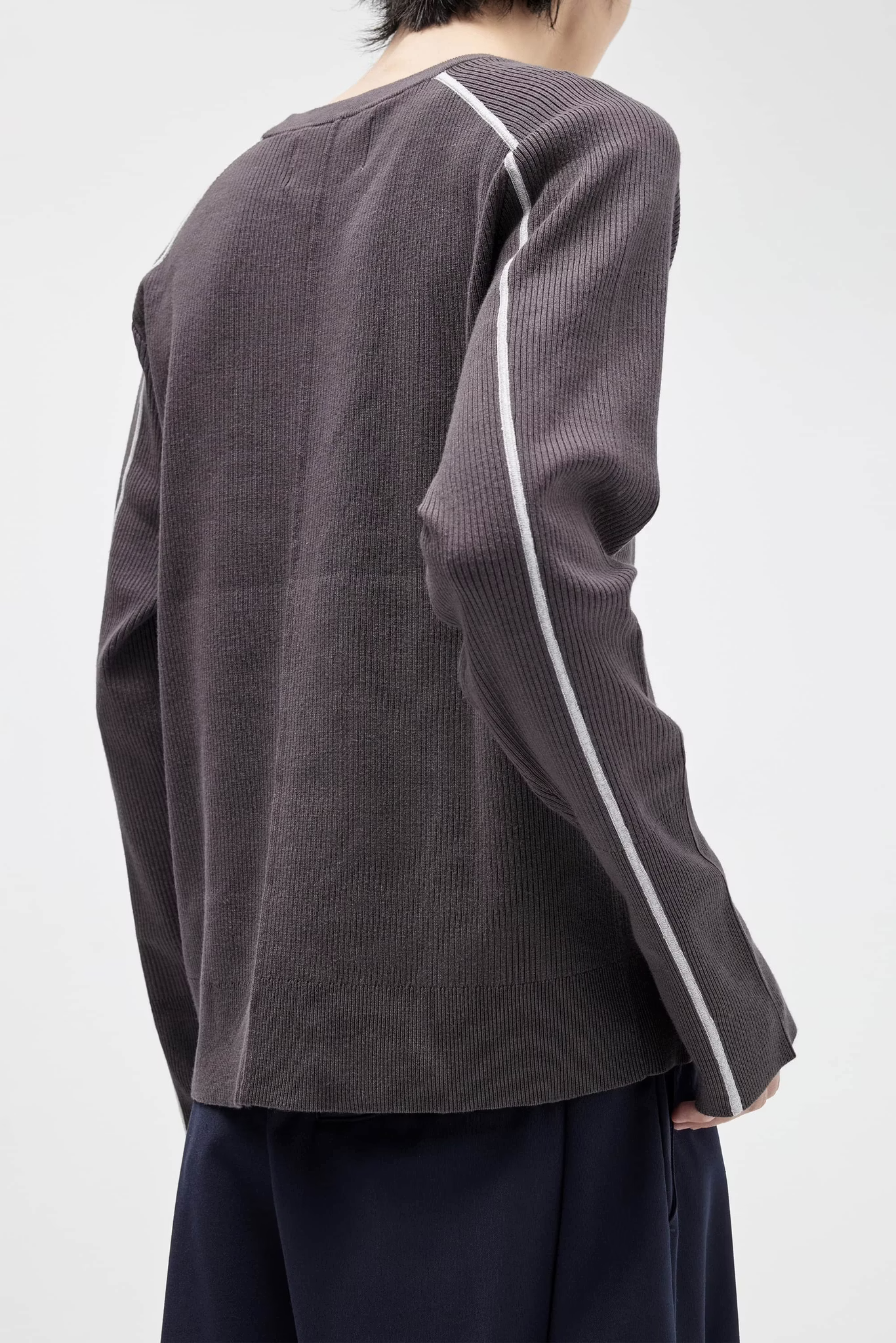 EQUALNEAR_Trails Knit Sweater (Gray)