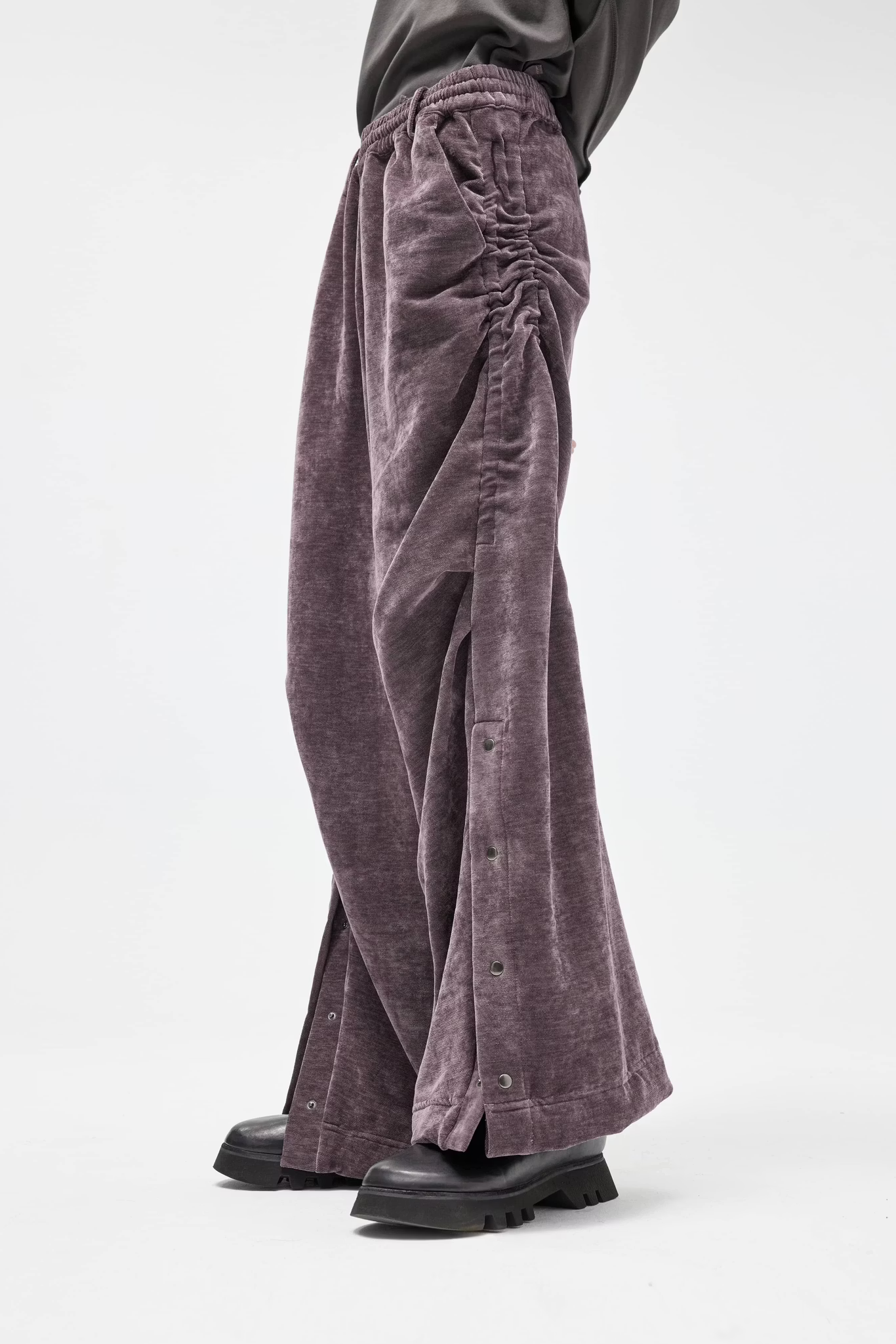 EQUALNEAR_Blanket Sweatpants (Brown)