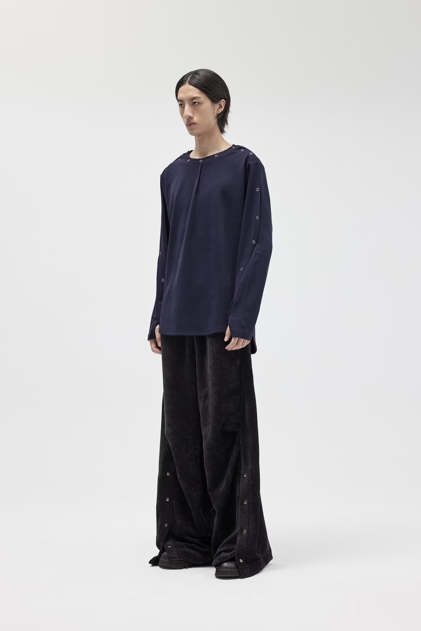 EQUALNEAR_Astro Henley Sweatshirt (Blue)