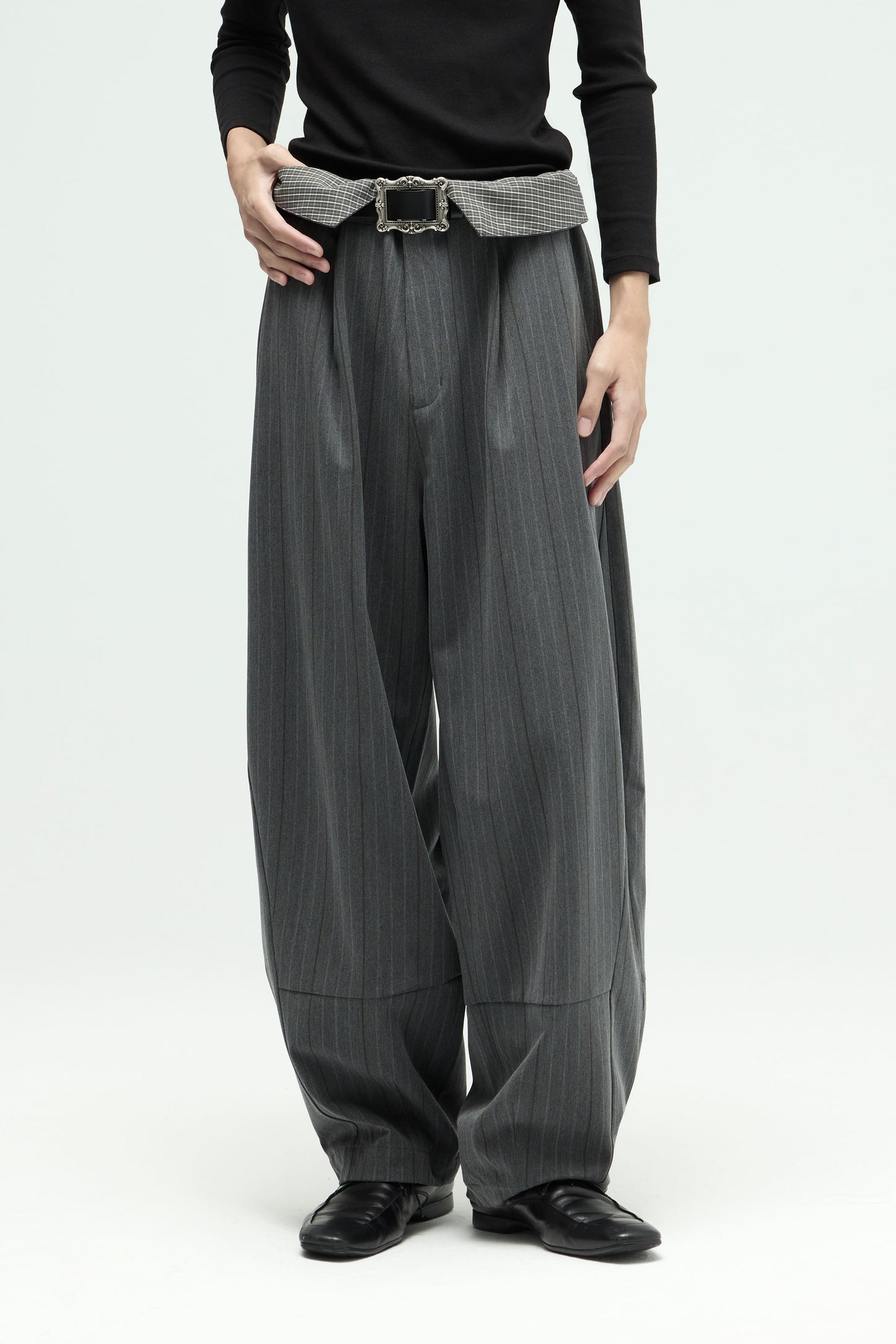 EQUALNEAR_Groundline Wide Pants (Gray)