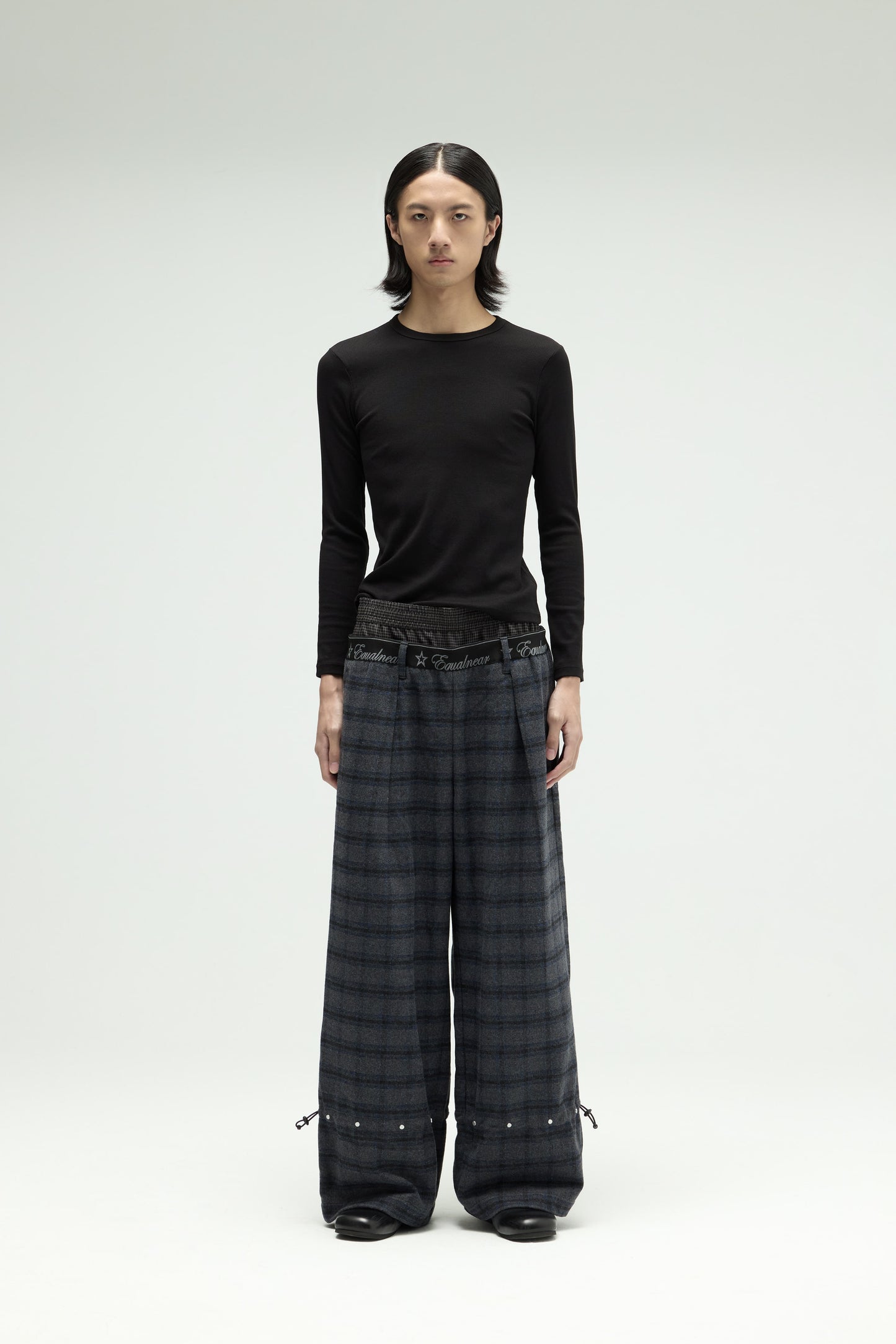 EQUALNEAR_Daydream Sweatpants (Blue)